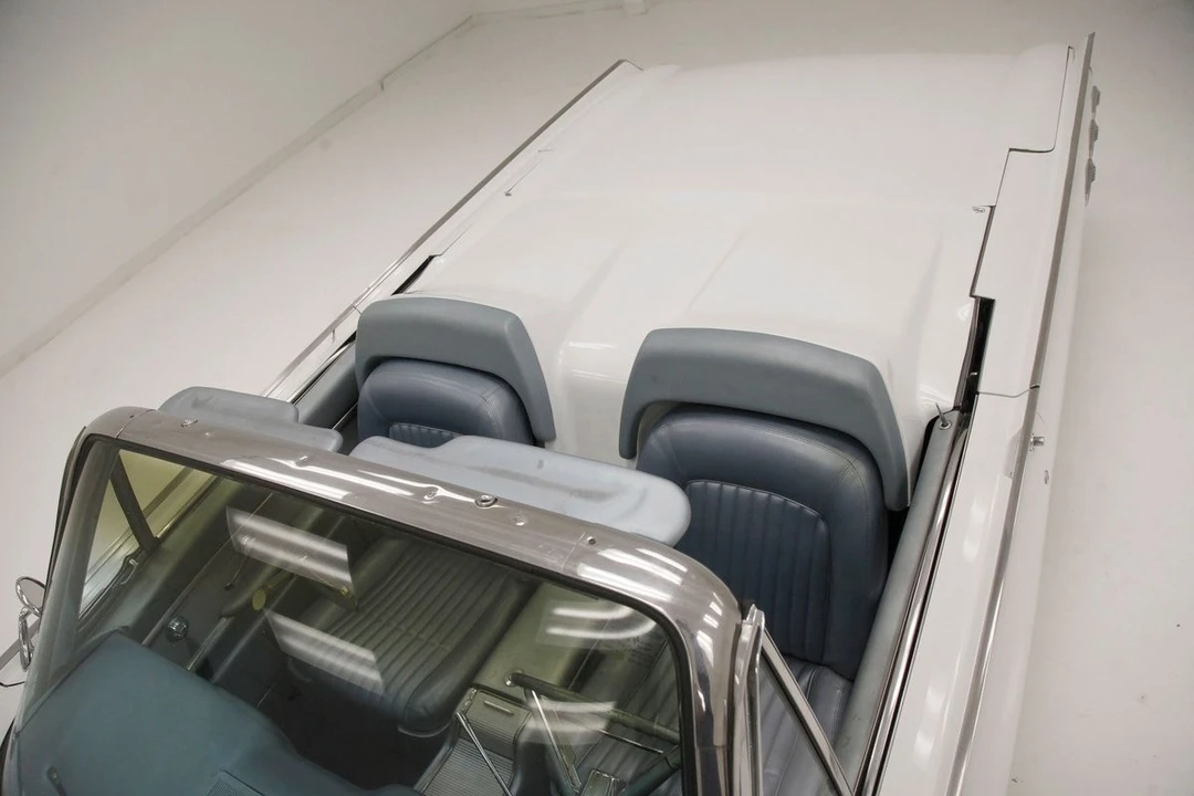 1962 Ford Thunderbird 3rd Gen - Image 24 of 31