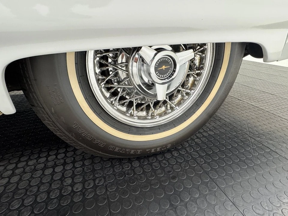 1962 Ford Thunderbird 3rd Gen - Image 30 of 31