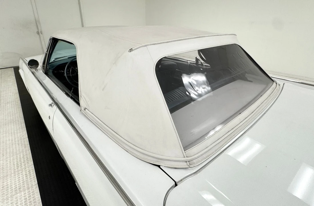 1962 Ford Thunderbird 3rd Gen - Image 28 of 31