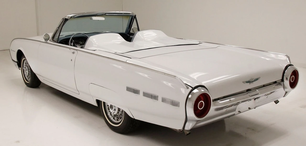 1962 Ford Thunderbird 3rd Gen - Image 6 of 31