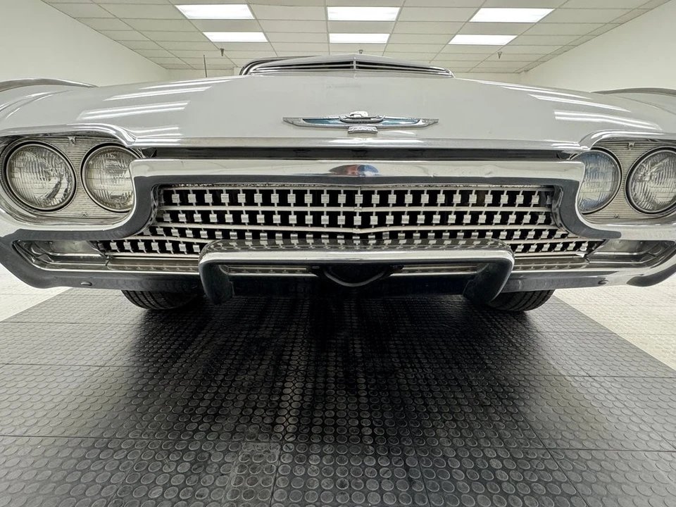 1962 Ford Thunderbird 3rd Gen - Image 18 of 31