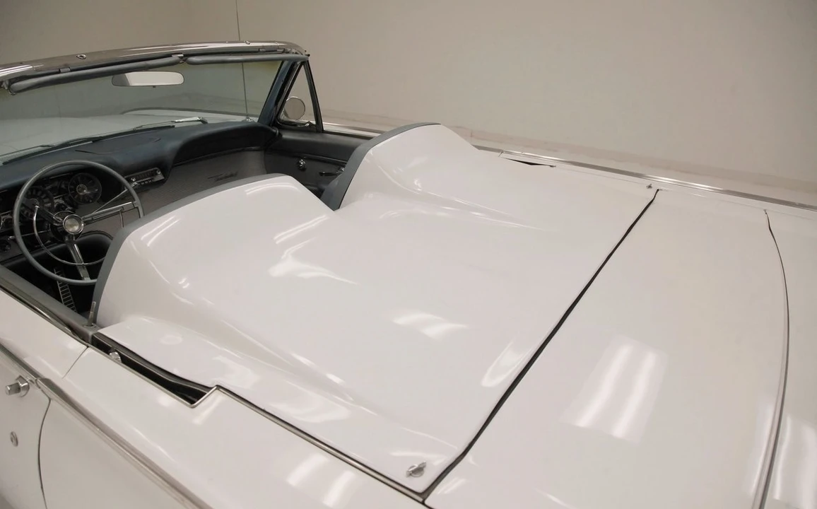 1962 Ford Thunderbird 3rd Gen - Image 29 of 31