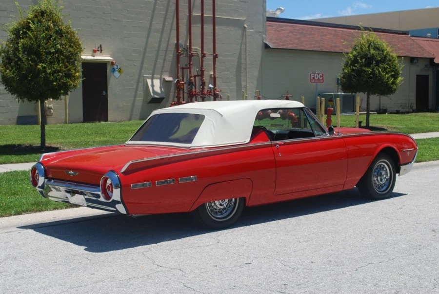 1962 Ford Thunderbird 3rd Gen - Image 4 of 12