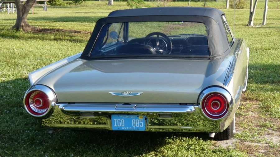 1962 Ford Thunderbird 3rd Gen - Image 5 of 10