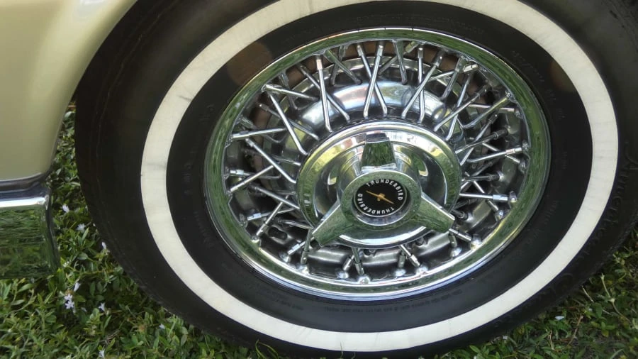 1962 Ford Thunderbird 3rd Gen - Image 7 of 10