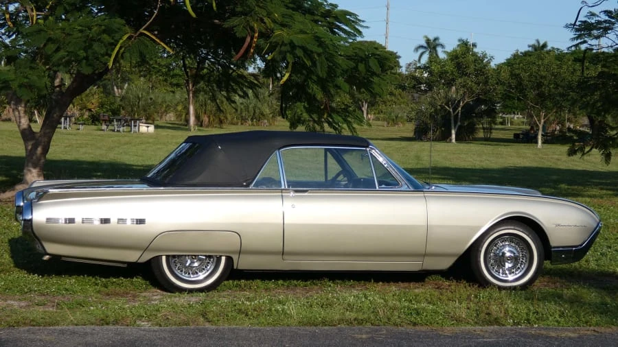 1962 Ford Thunderbird 3rd Gen - Image 8 of 10