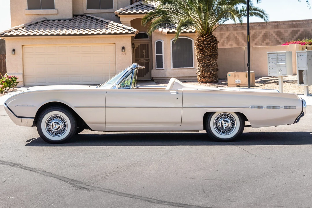 1962 Ford Thunderbird 3rd Gen - Image 8 of 31