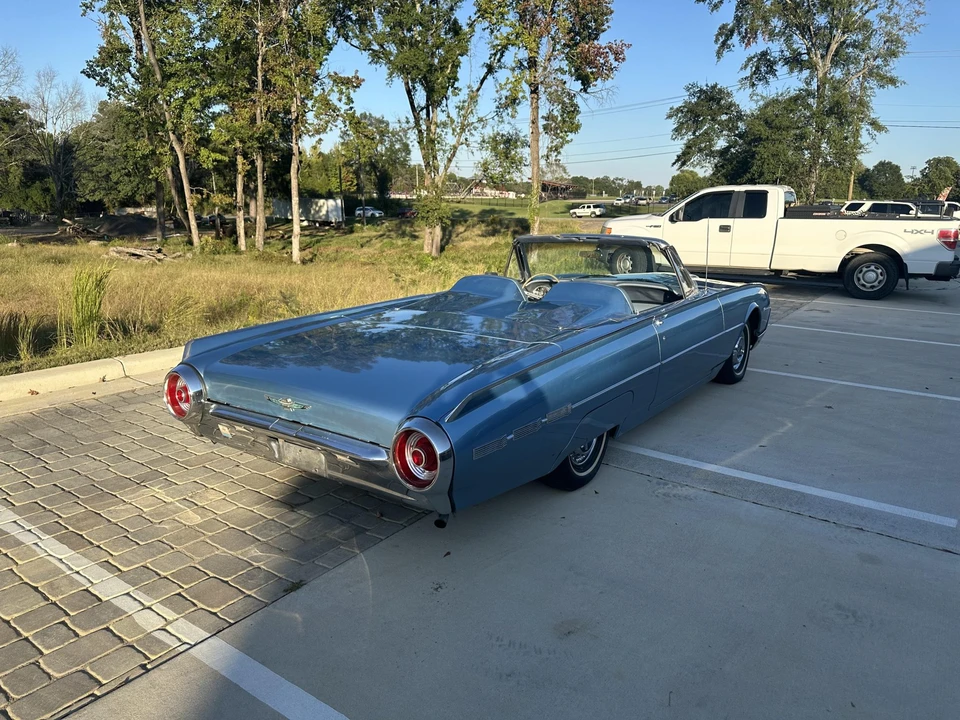 1962 Ford Thunderbird 3rd Gen - Image 9 of 31