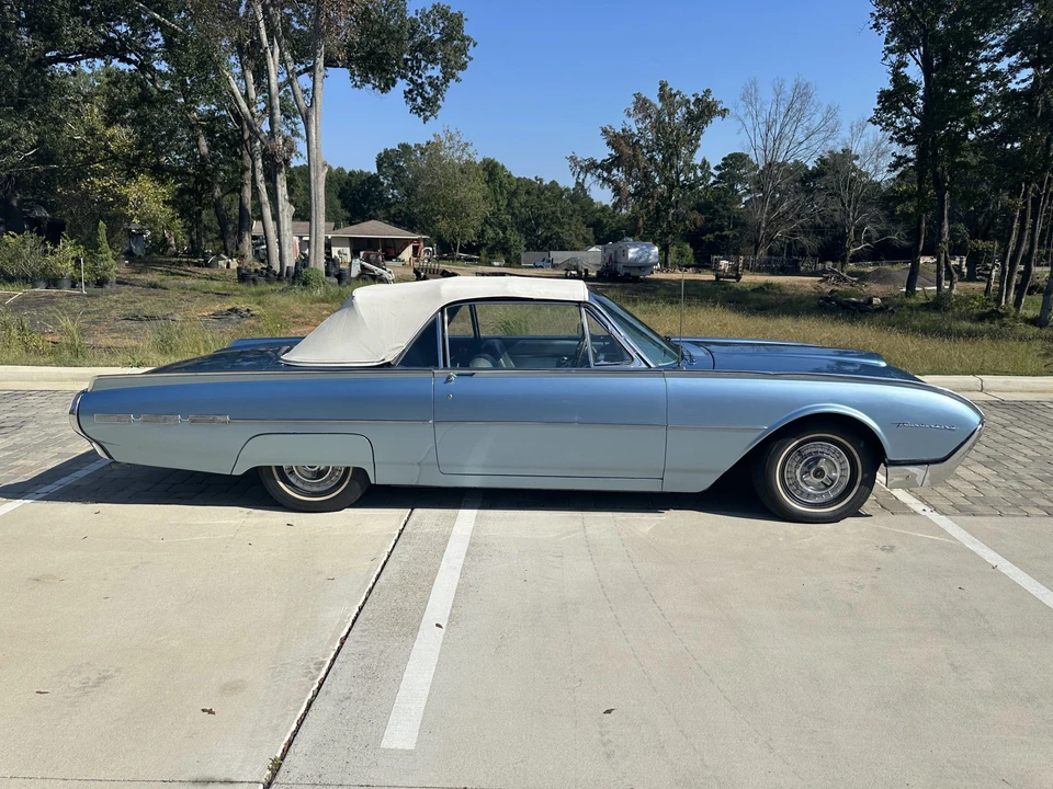 1962 Ford Thunderbird 3rd Gen - Image 15 of 31