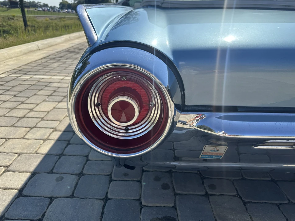 1962 Ford Thunderbird 3rd Gen - Image 28 of 31