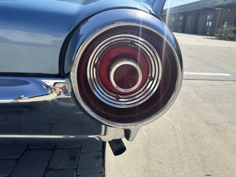 1962 Ford Thunderbird 3rd Gen - Image 30 of 31