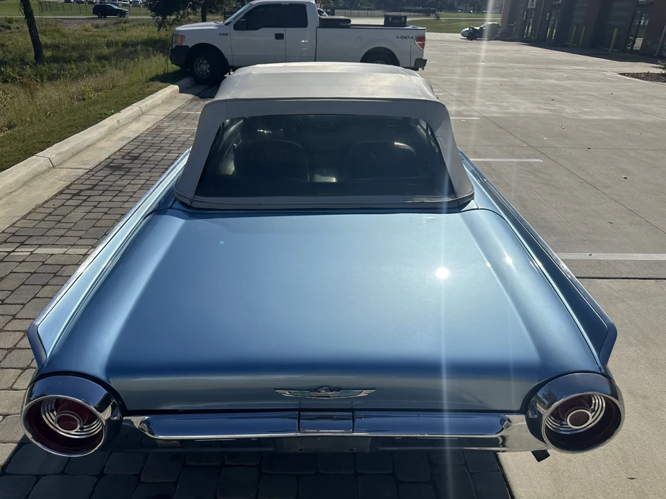 1962 Ford Thunderbird 3rd Gen - Image 16 of 31