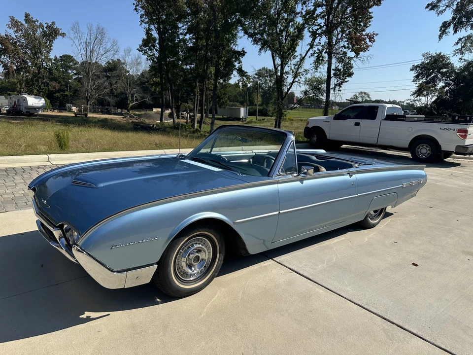 1962 Ford Thunderbird 3rd Gen - Image 2 of 31