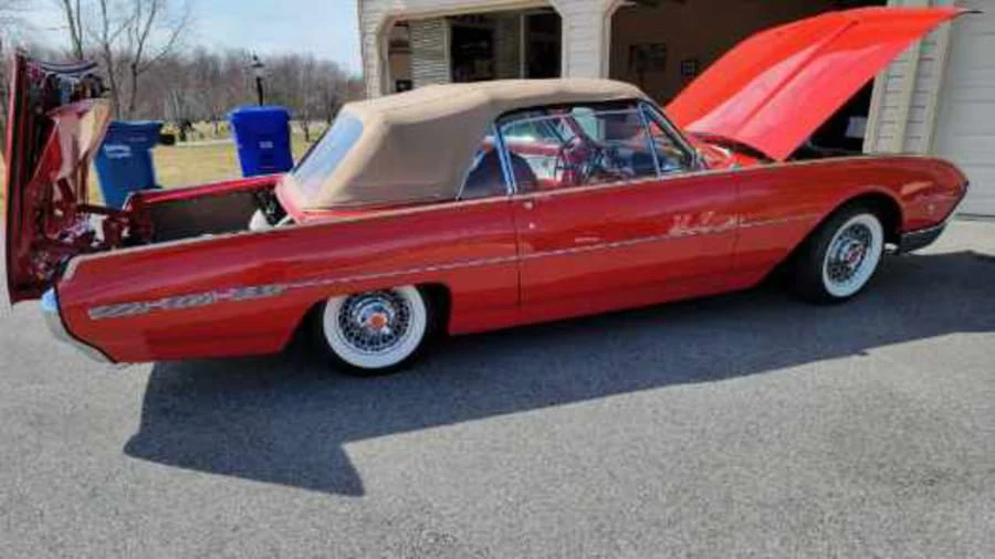 1962 Ford Thunderbird 3rd Gen - Image 10 of 12
