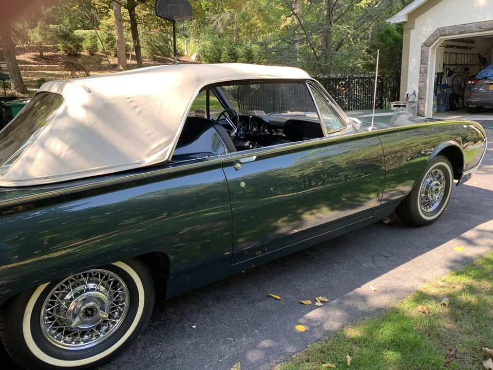 1962 Ford Thunderbird 3rd Gen - Image 17 of 31