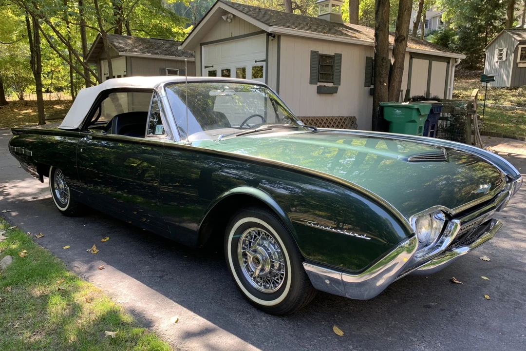 1962 Ford Thunderbird 3rd Gen - Image 13 of 31