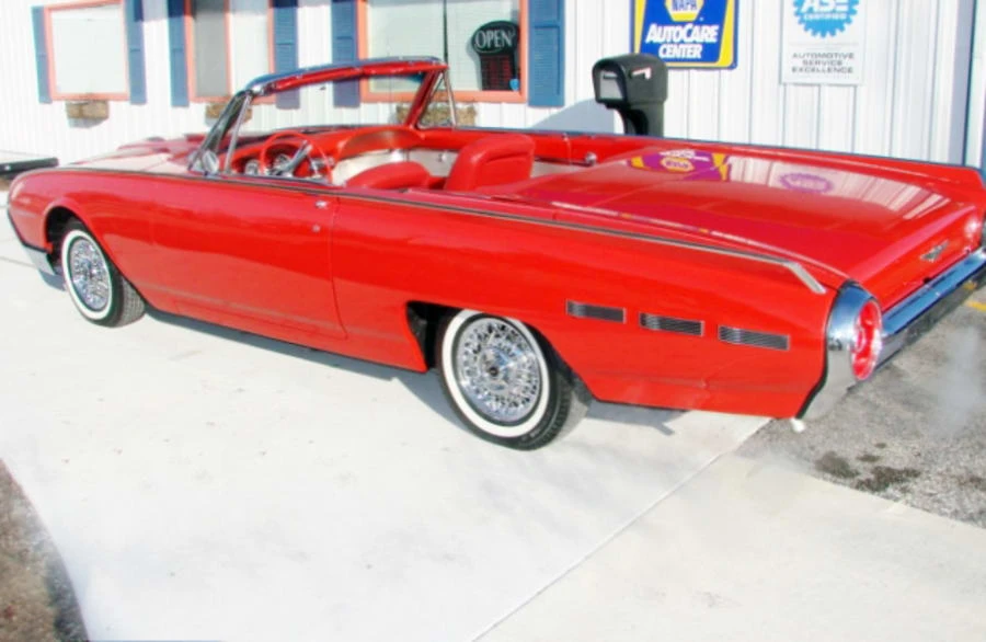 1962 Ford Thunderbird 3rd Gen - Image 7 of 8