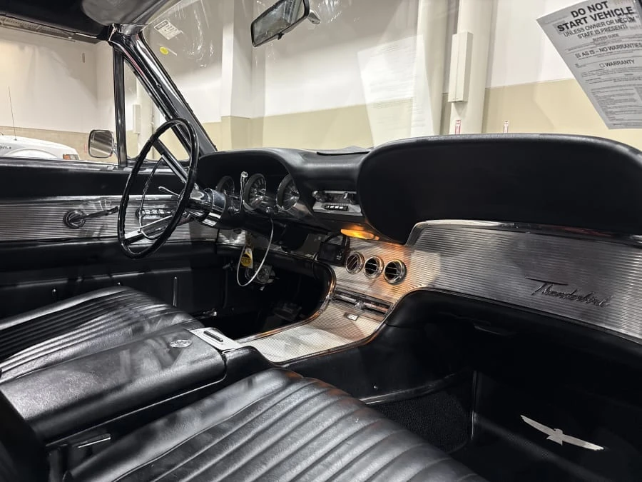 1962 Ford Thunderbird 3rd Gen - Image 6 of 8