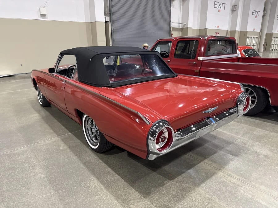 1962 Ford Thunderbird 3rd Gen - Image 4 of 8