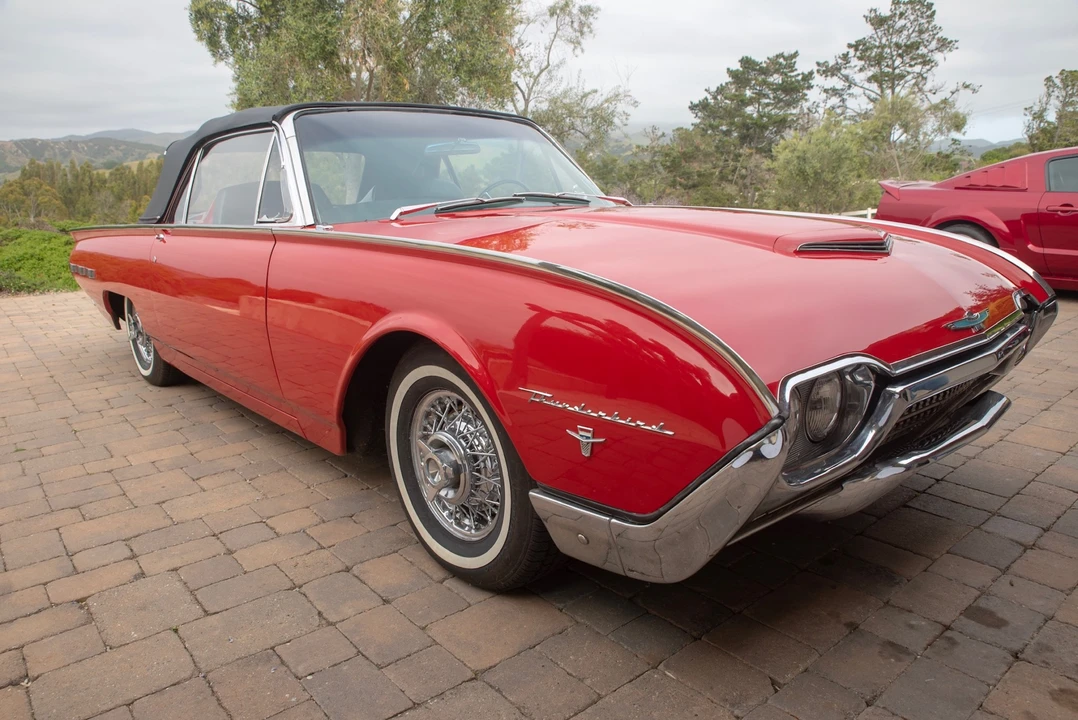 1962 Ford Thunderbird 3rd Gen - Image 9 of 31