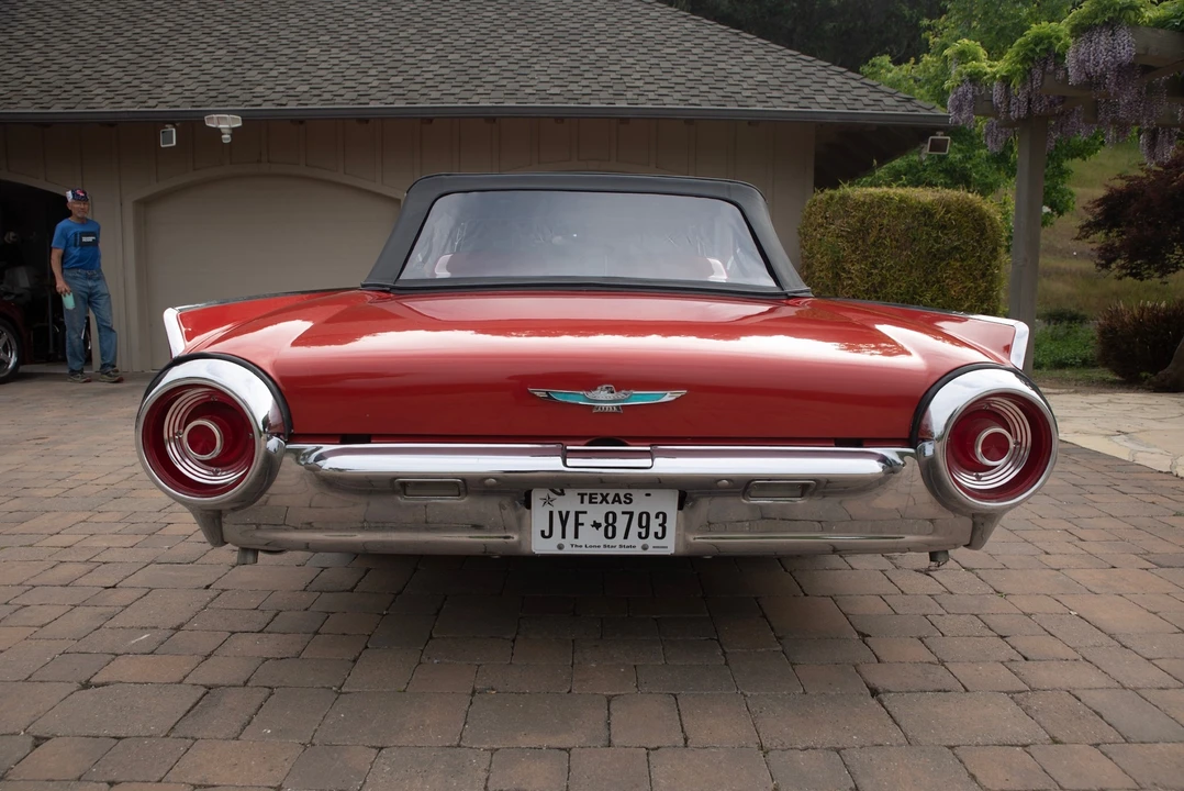 1962 Ford Thunderbird 3rd Gen - Image 5 of 31