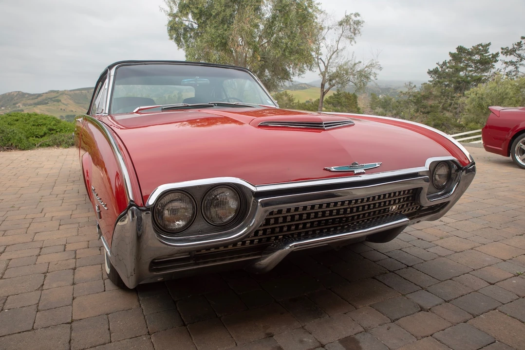 1962 Ford Thunderbird 3rd Gen - Image 10 of 31