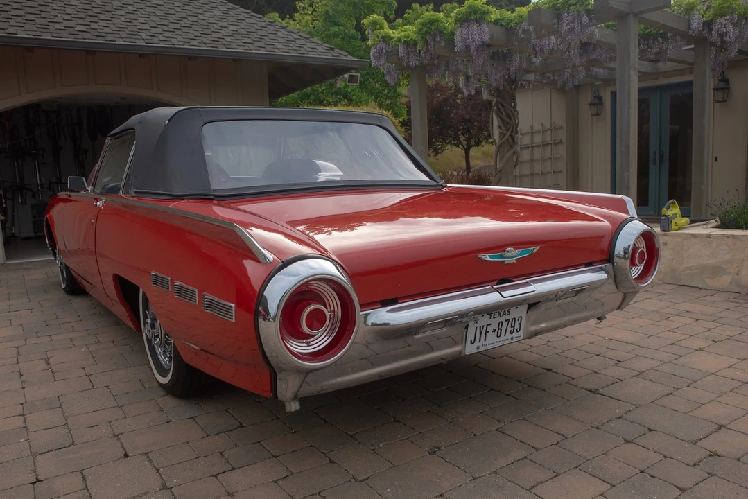 1962 Ford Thunderbird 3rd Gen - Image 4 of 31