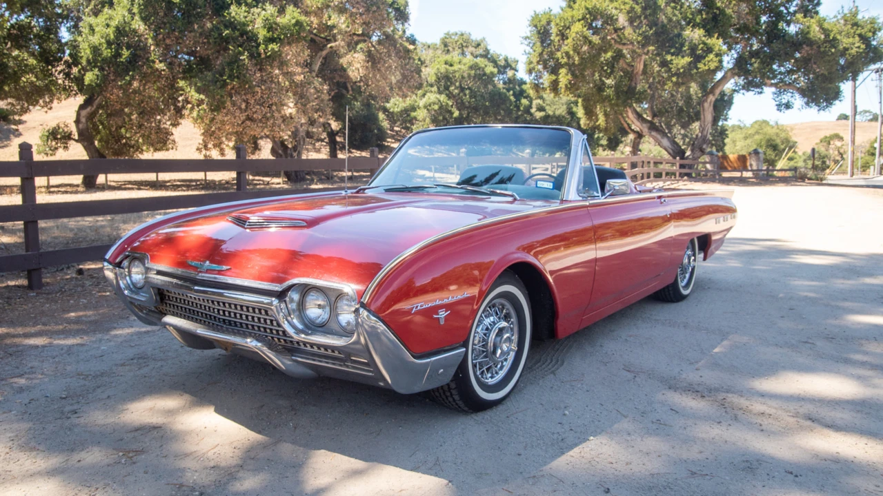 1962 Ford Thunderbird 3rd Gen - Image 12 of 31