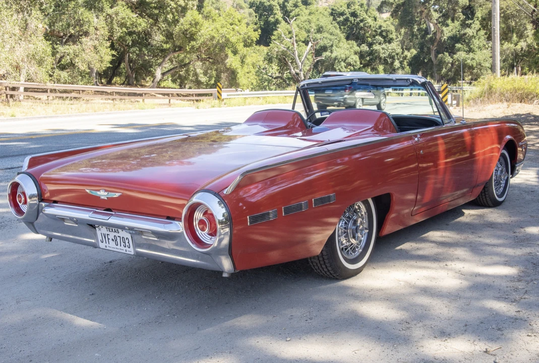 1962 Ford Thunderbird 3rd Gen - Image 15 of 31