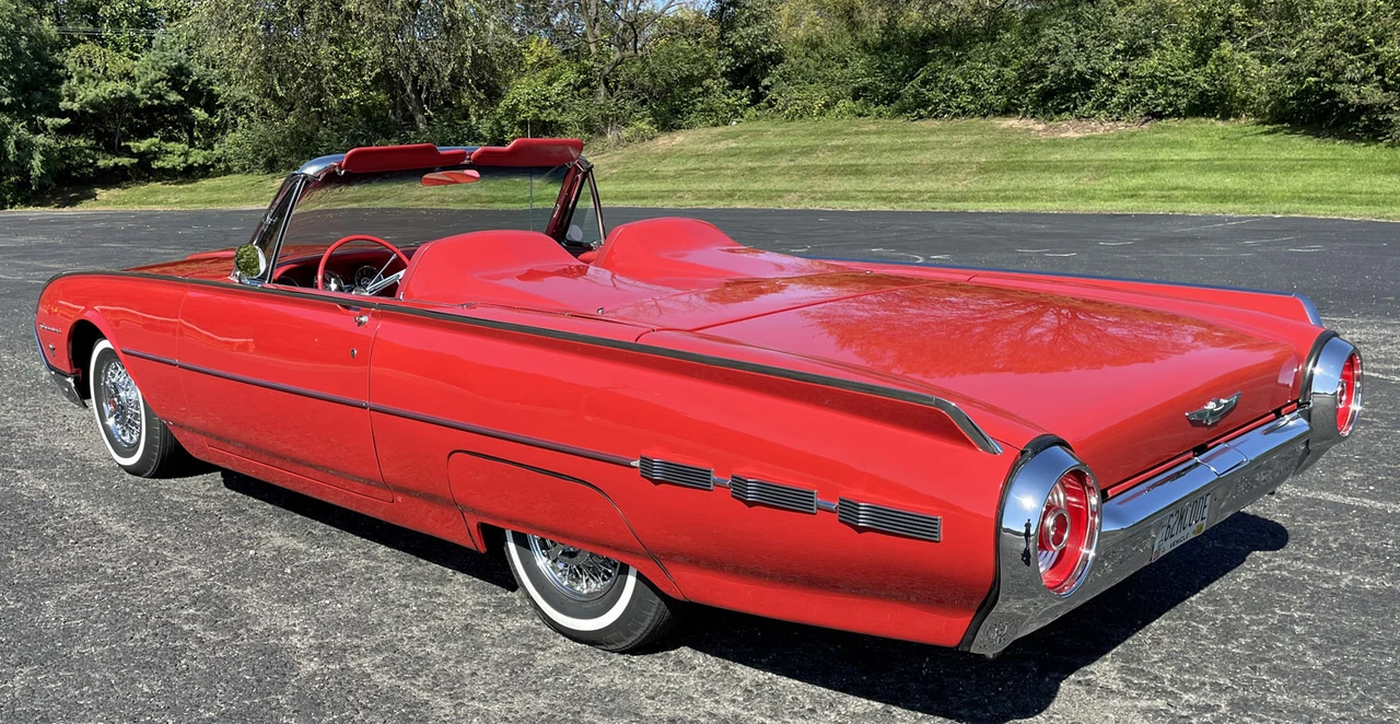 1962 Ford Thunderbird 3rd Gen - Image 18 of 31
