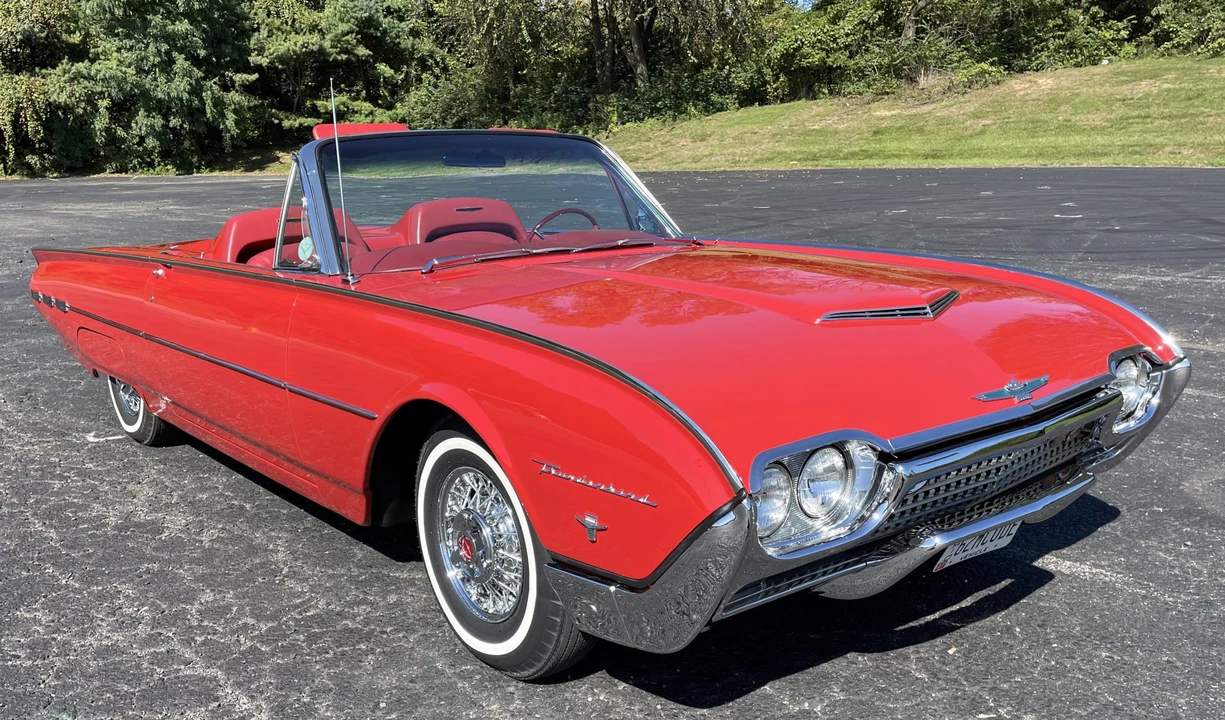 1962 Ford Thunderbird 3rd Gen - Image 2 of 31