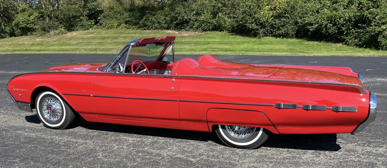 1962 Ford Thunderbird 3rd Gen - Image 16 of 31
