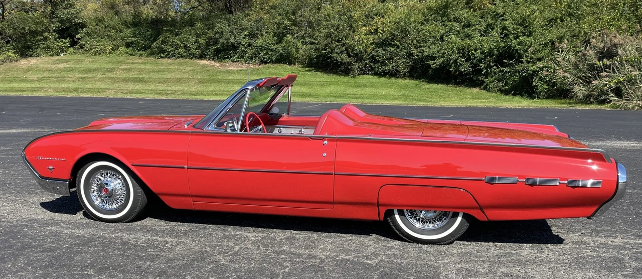 1962 Ford Thunderbird 3rd Gen - Image 15 of 31