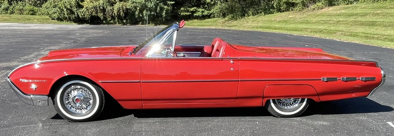 1962 Ford Thunderbird 3rd Gen - Image 13 of 31