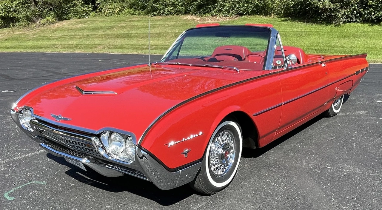 1962 Ford Thunderbird 3rd Gen - Image 9 of 31