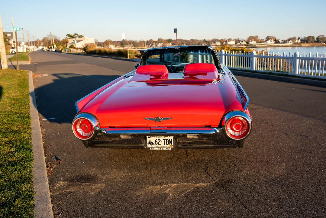 1962 Ford Thunderbird 3rd Gen - Image 15 of 31