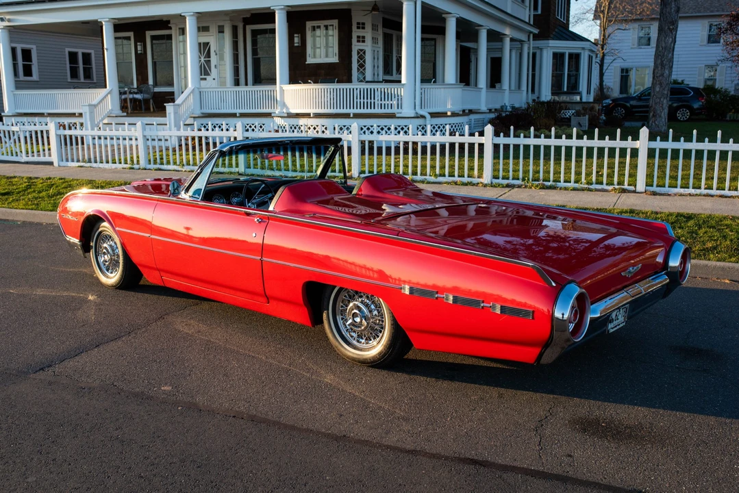1962 Ford Thunderbird 3rd Gen - Image 10 of 31
