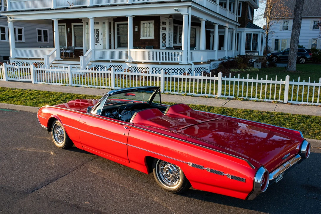 1962 Ford Thunderbird 3rd Gen - Image 9 of 31