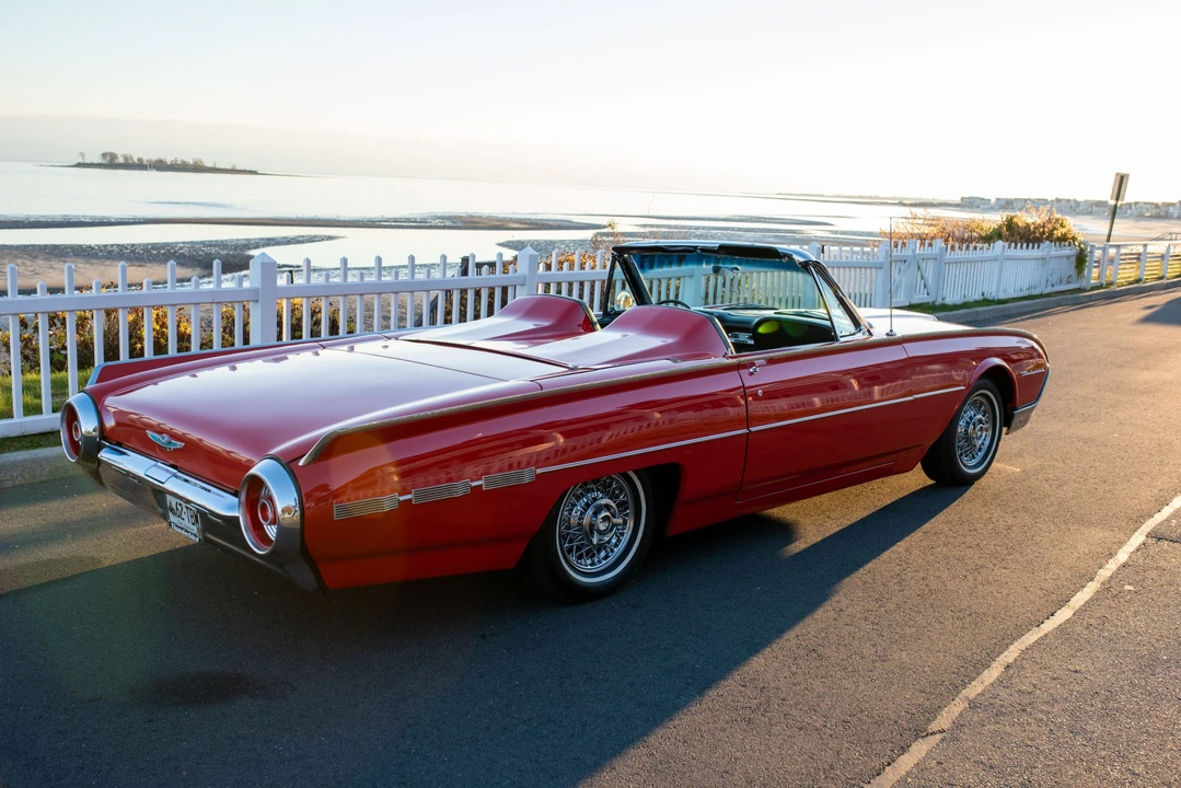 1962 Ford Thunderbird 3rd Gen - Image 16 of 31