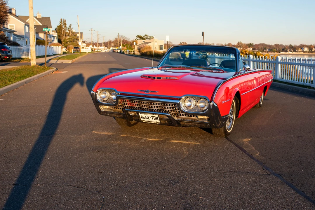 1962 Ford Thunderbird 3rd Gen - Image 2 of 31