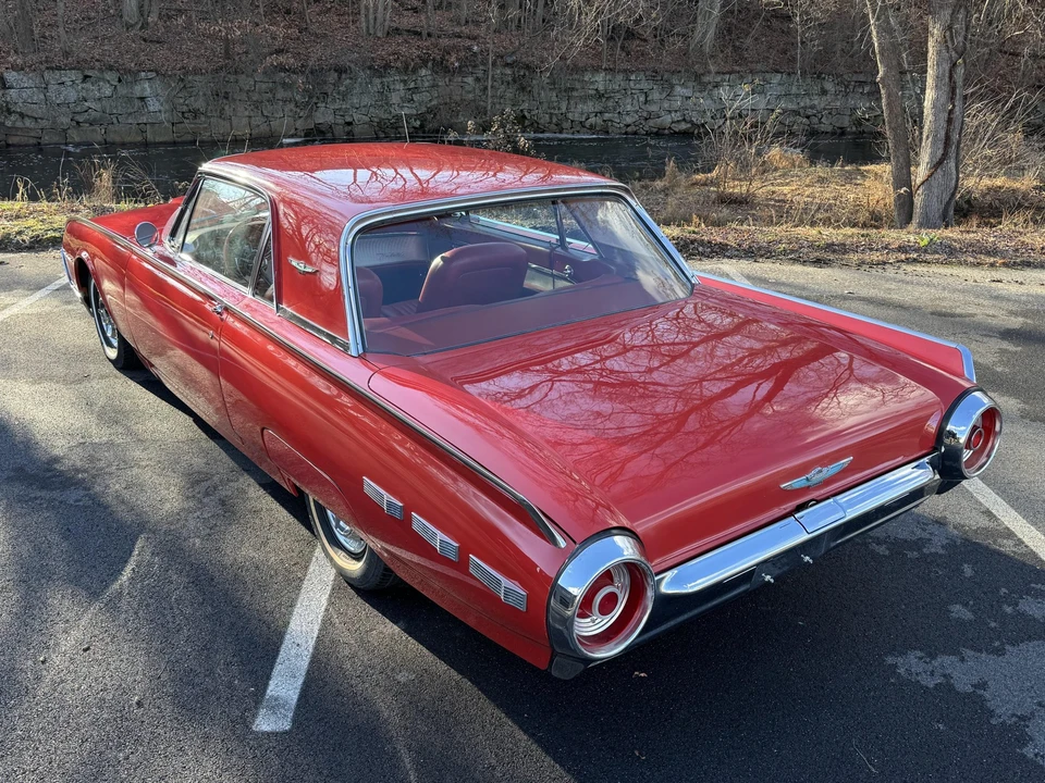 1962 Ford Thunderbird 3rd Gen - Image 28 of 31