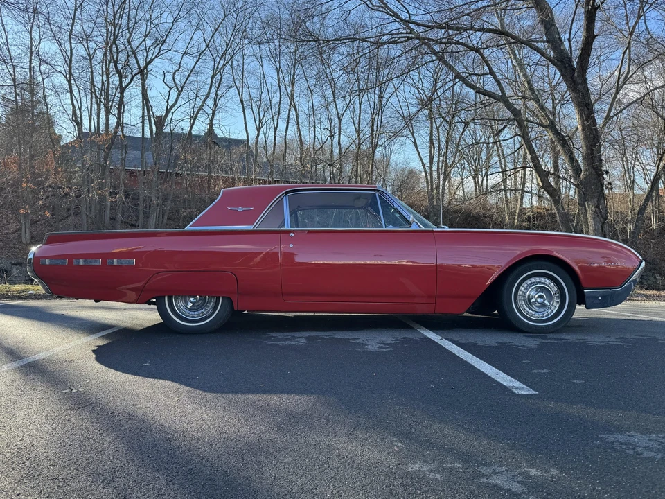 1962 Ford Thunderbird 3rd Gen - Image 19 of 31