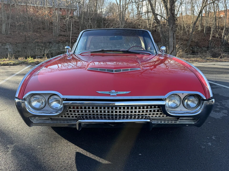 1962 Ford Thunderbird 3rd Gen - Image 9 of 31