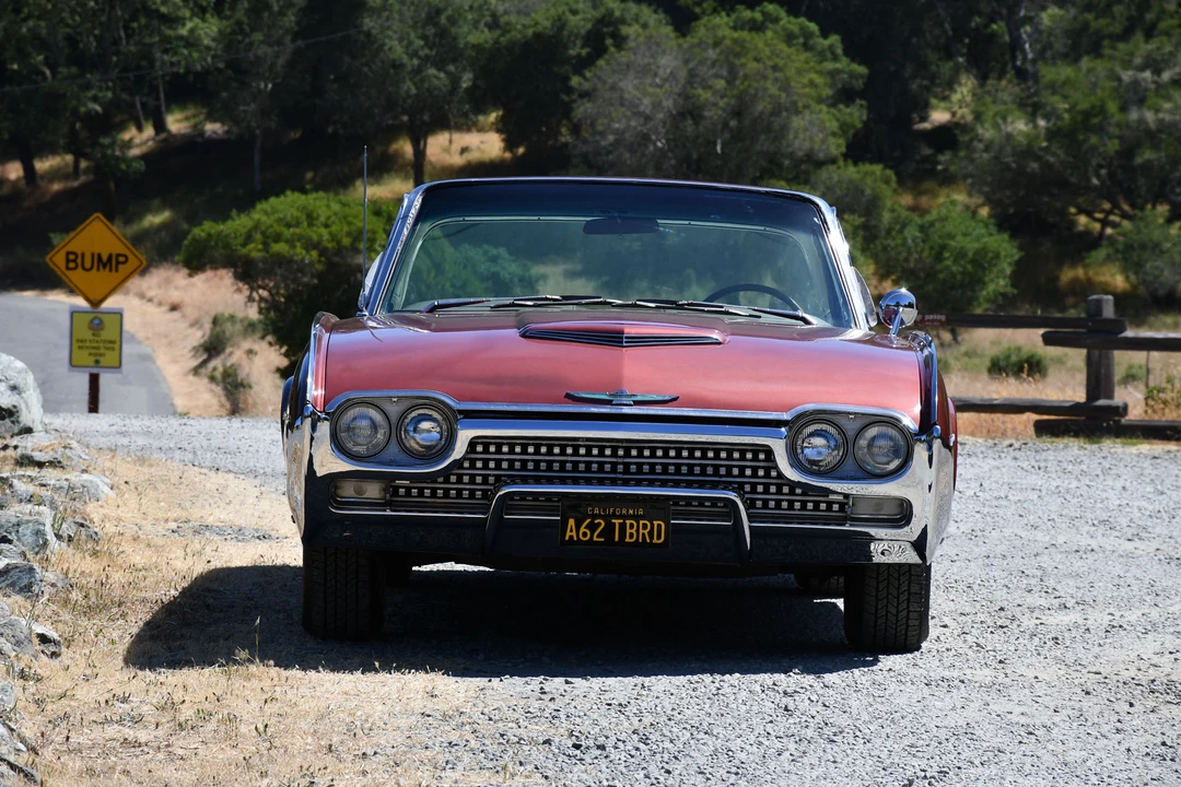 1962 Ford Thunderbird 3rd Gen - Image 17 of 31