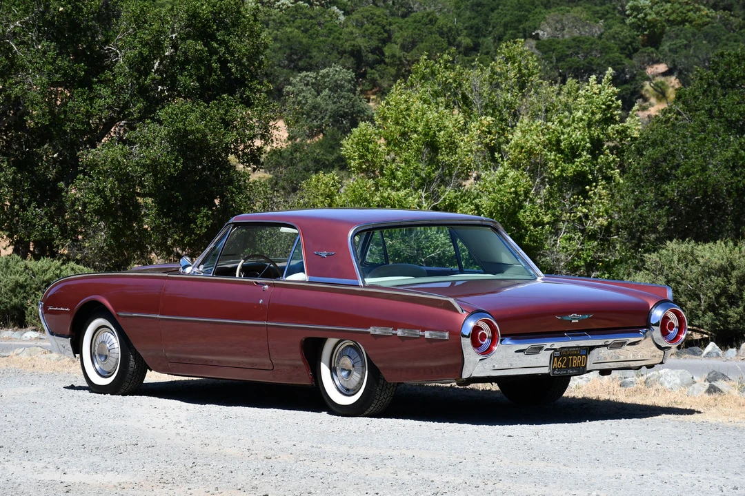 1962 Ford Thunderbird 3rd Gen - Image 25 of 31
