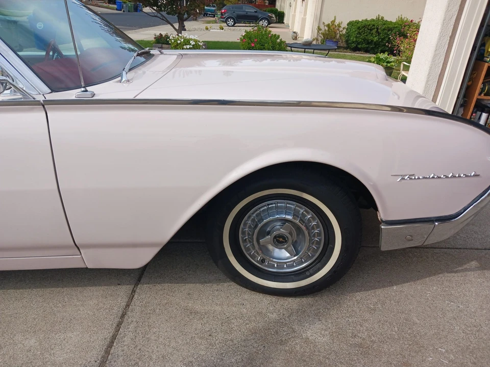 1962 Ford Thunderbird 3rd Gen - Image 24 of 31