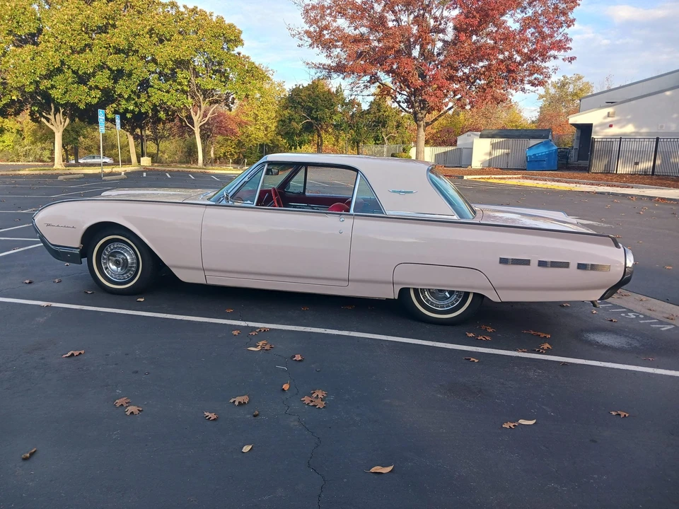 1962 Ford Thunderbird 3rd Gen - Image 4 of 31