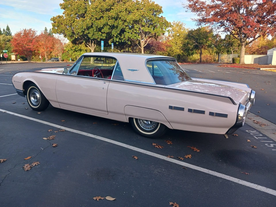 1962 Ford Thunderbird 3rd Gen - Image 5 of 31