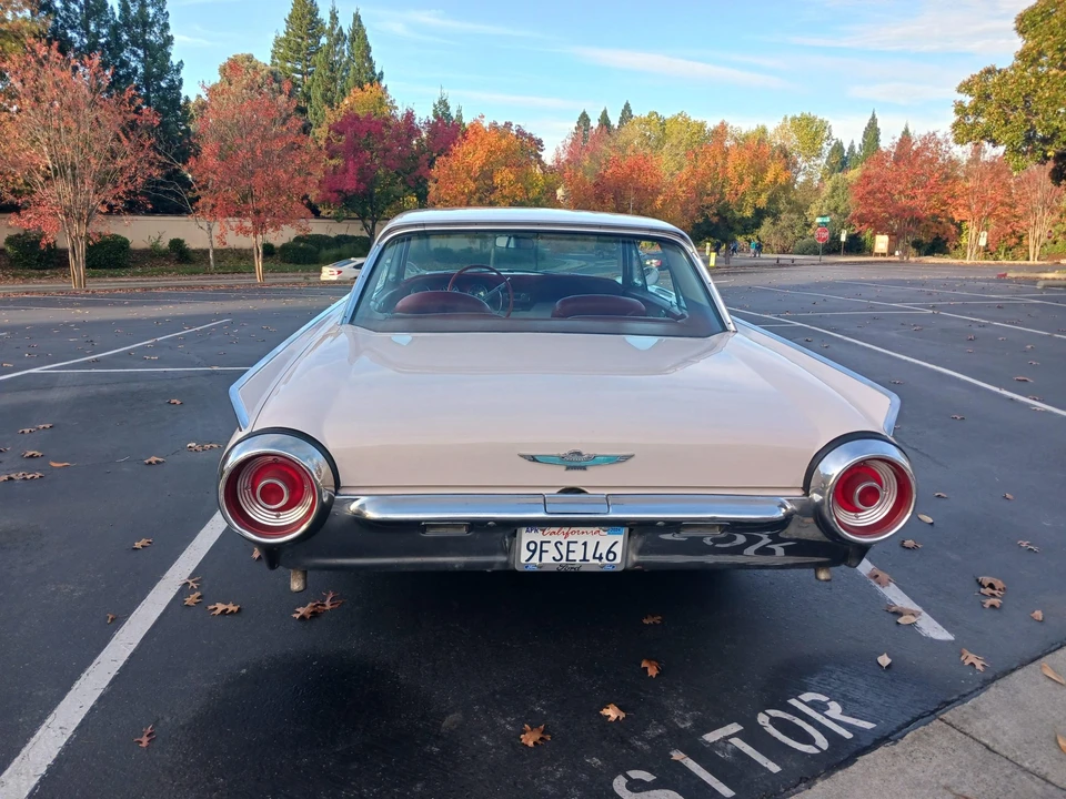 1962 Ford Thunderbird 3rd Gen - Image 9 of 31