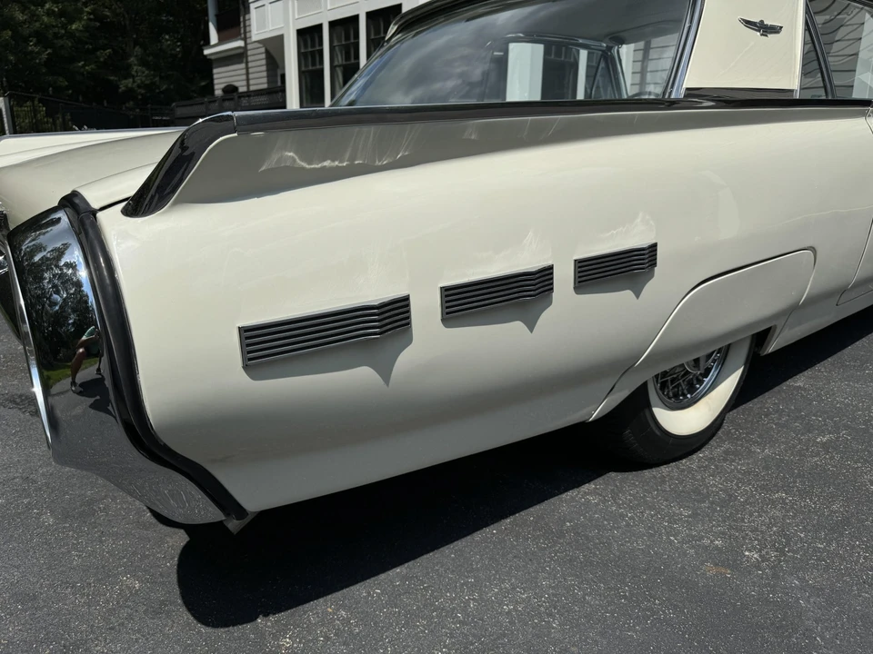 1962 Ford Thunderbird 3rd Gen - Image 27 of 31